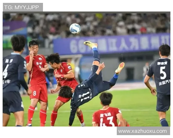 足球明星拼图大赛尽显球场风采与激情瞬间的精彩合集