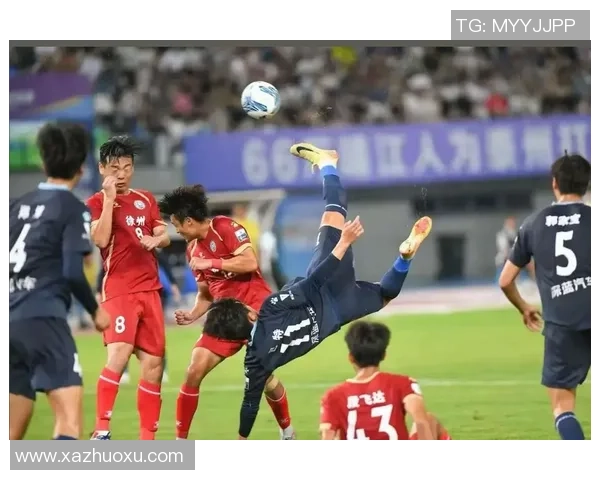 足球明星精彩护球技巧视频展示助你提升足球水平与观赏乐趣 足球明星精彩护球技巧视频展示助你提升足球水平与观赏乐趣